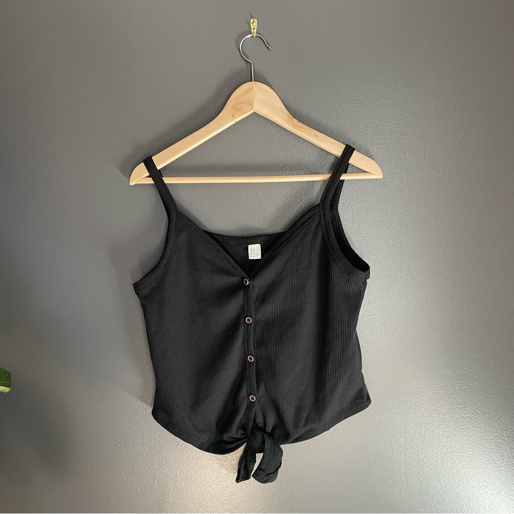 Women Size M Black Crop Top with Tie Front